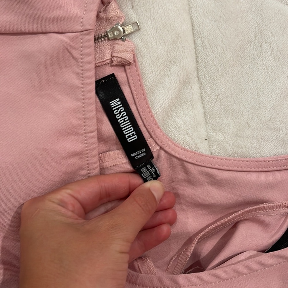 Pink top - Picture 3 of 3
